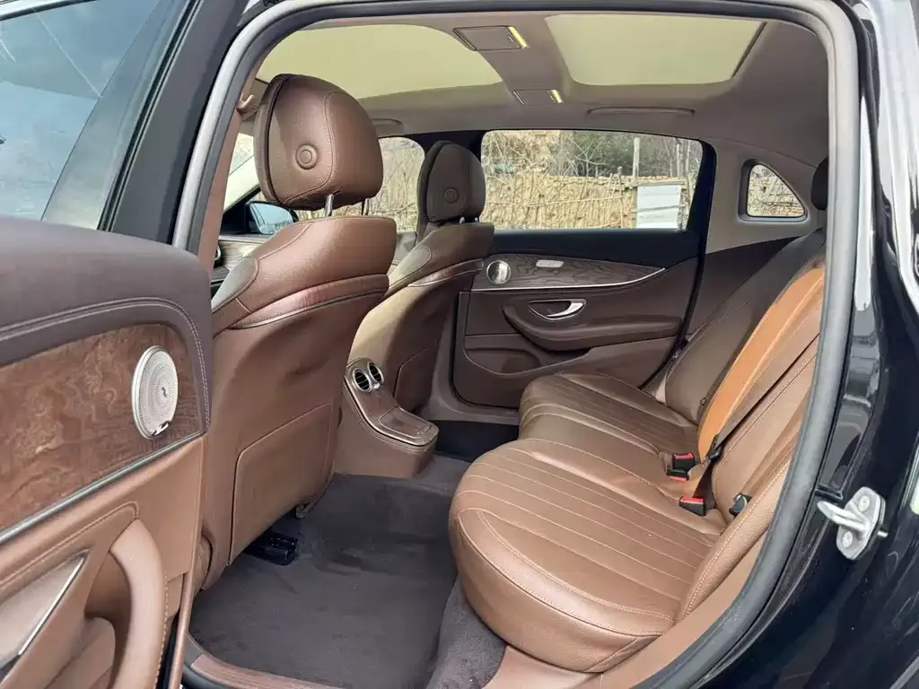 Mercedes-Benz E-Class New Energy — фото 3