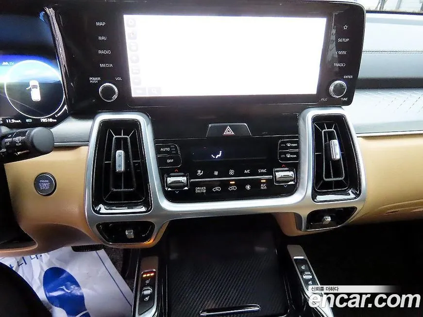 Kia Sorento — фото 4