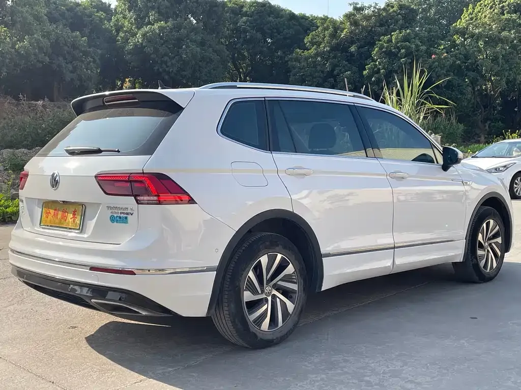 Volkswagen Tiguan L New Energy — фото 6