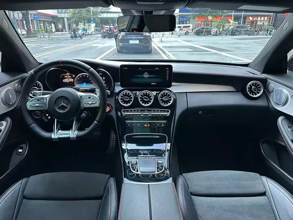 Mercedes-Benz C-Class AMG — фото 4