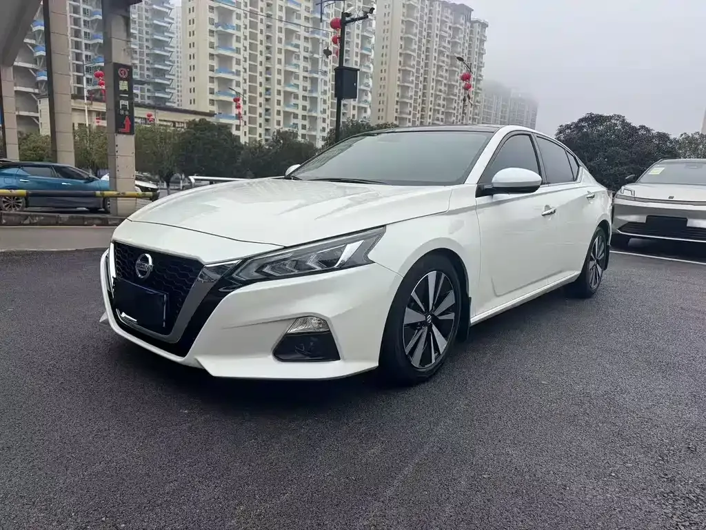 Nissan Teana — фото 3