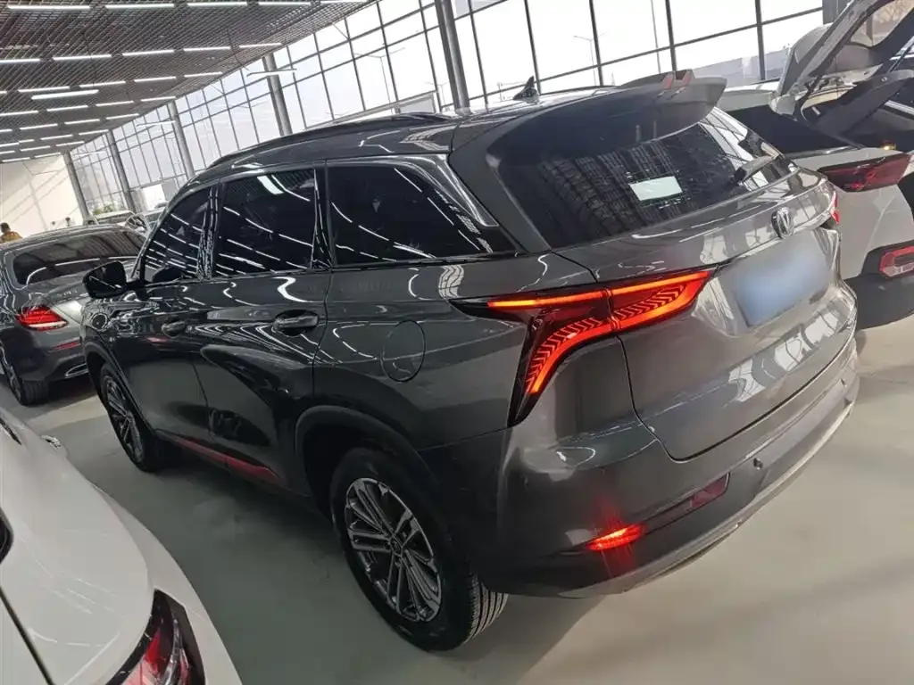 Changan CS75PLUS — фото 9