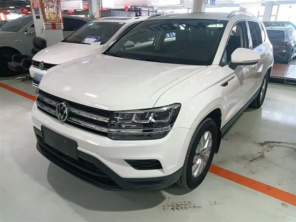 Volkswagen Tharu — фото 1