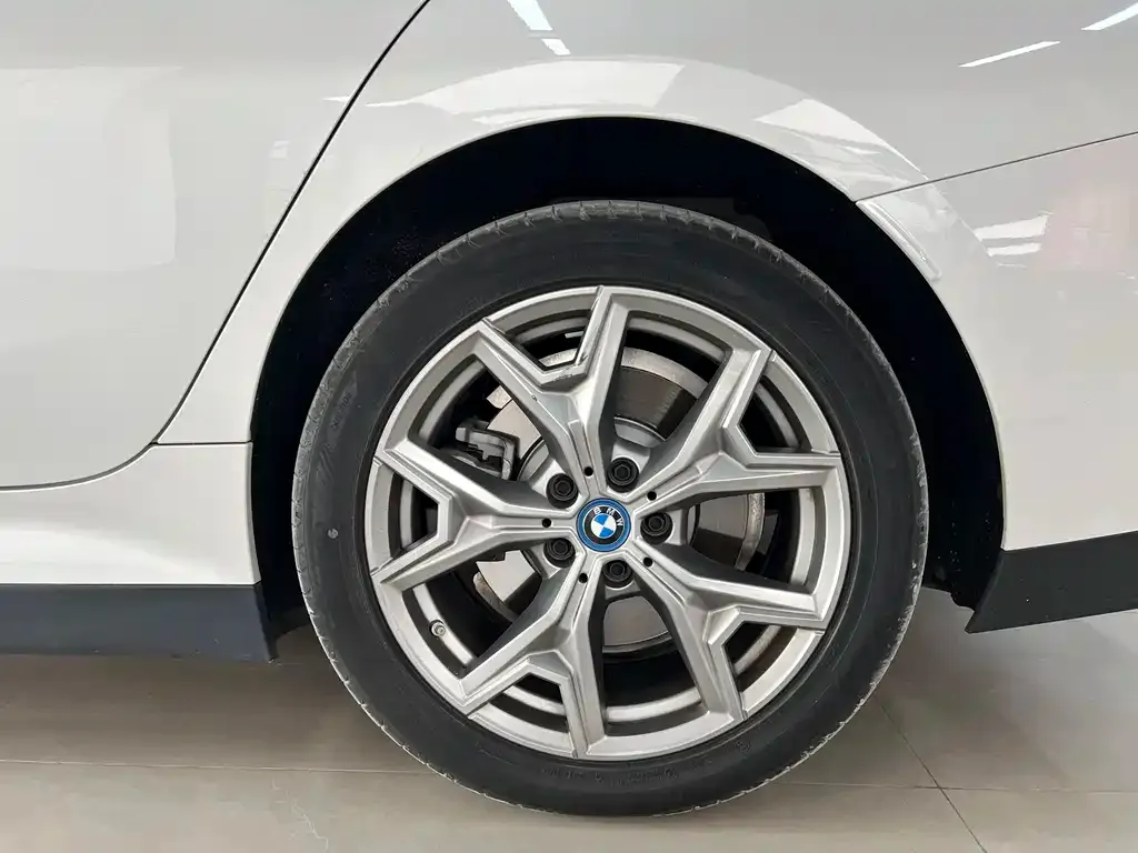 BMW i3 — фото 2