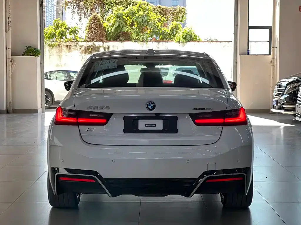 BMW i3 — фото 3