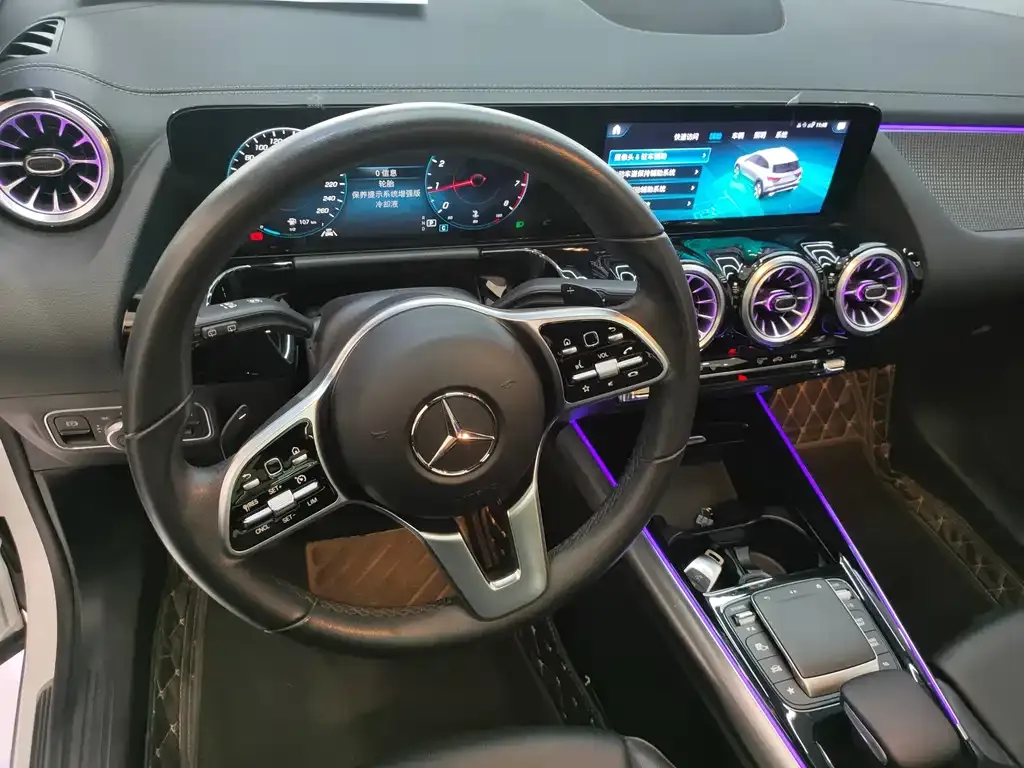 Mercedes-Benz GLA — фото 5