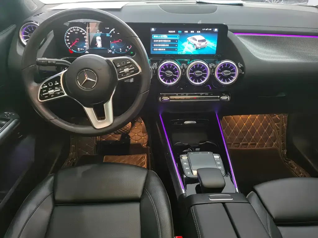 Mercedes-Benz GLA — фото 6