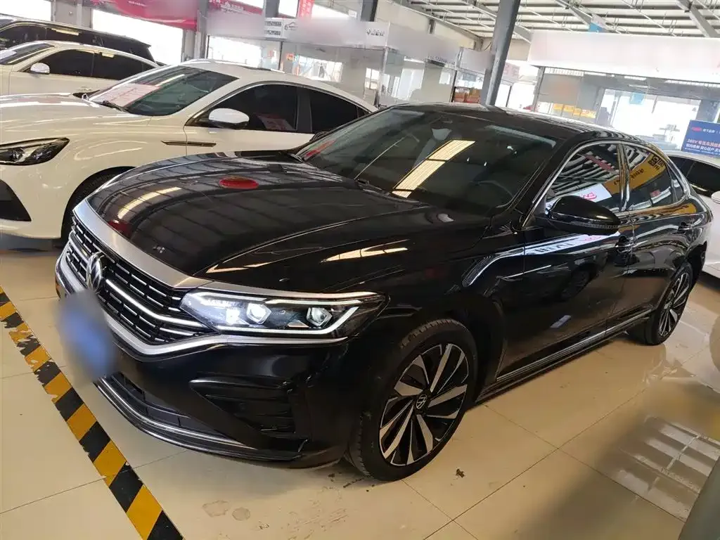 Volkswagen Passat — фото 4
