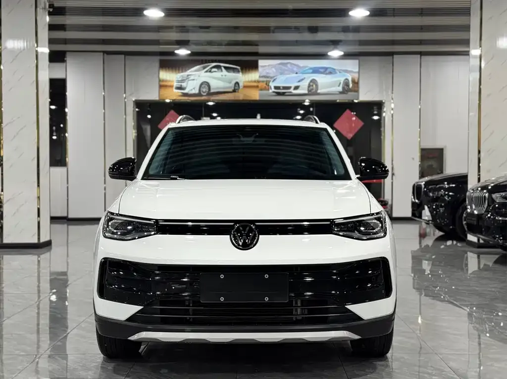 Volkswagen Tharu — фото 2