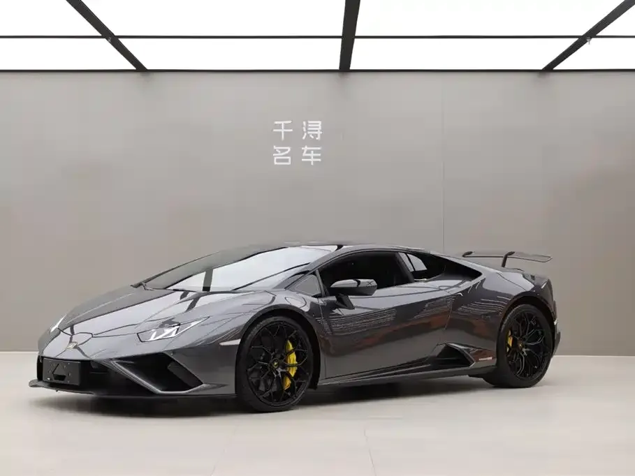 Lamborghini Huracan — фото 1