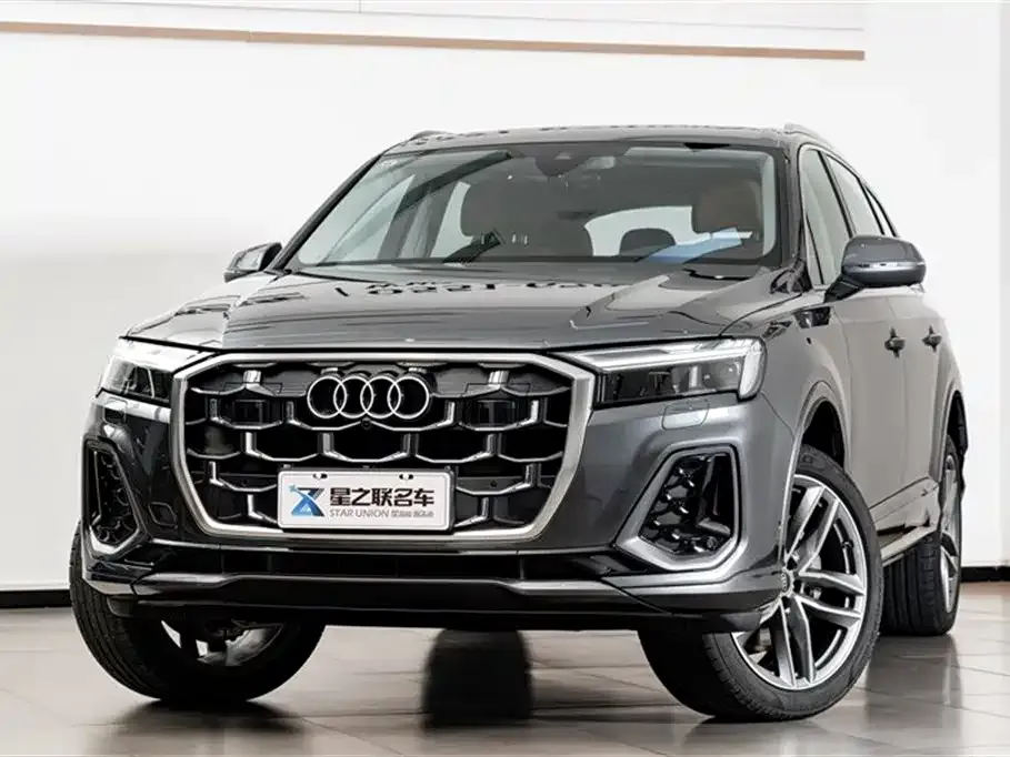 Audi Q7 — фото 8