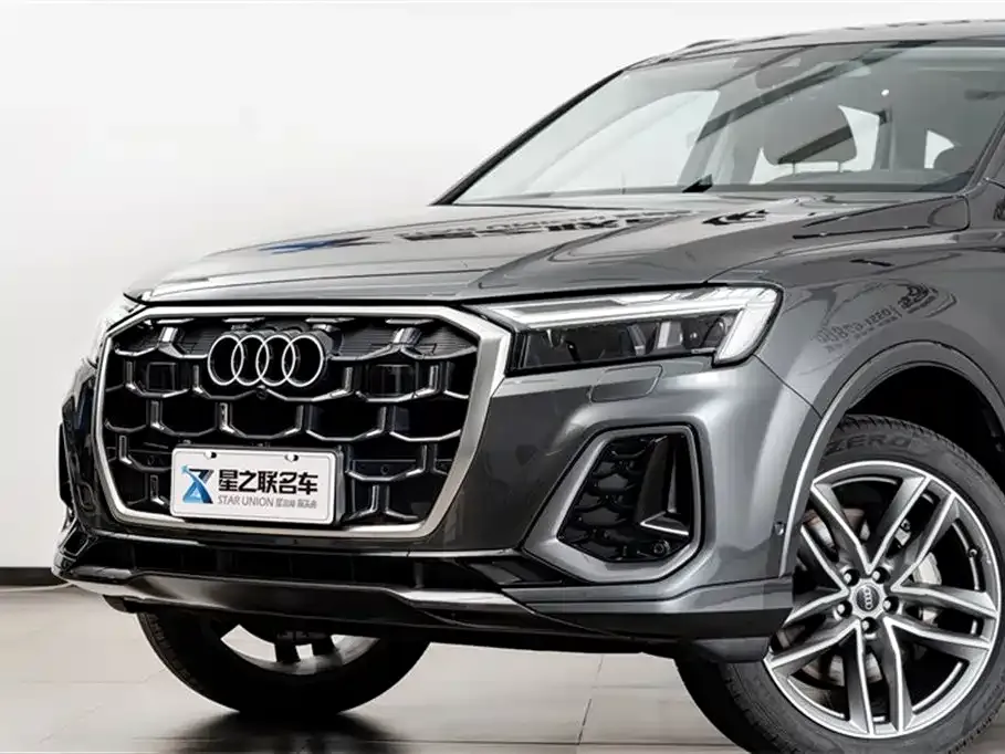 Audi Q7 — фото 2