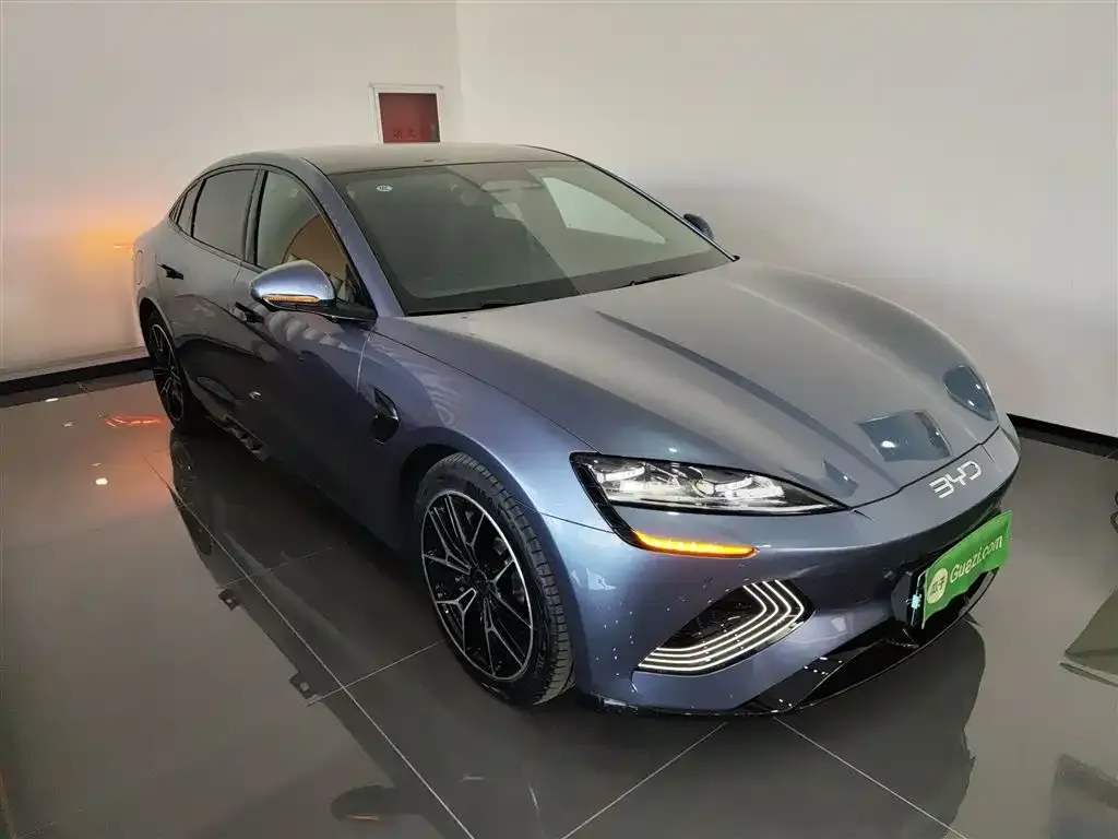 BYD Seal — фото 4