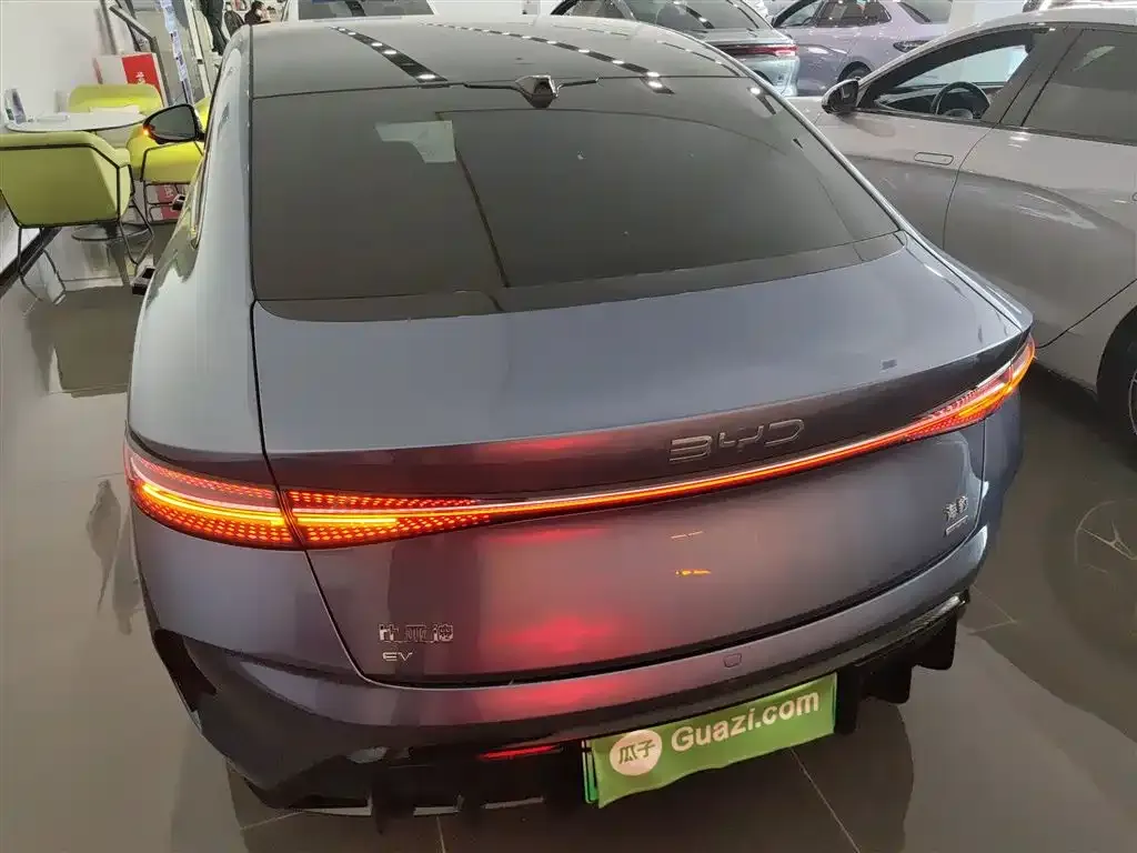 BYD Seal — фото 6