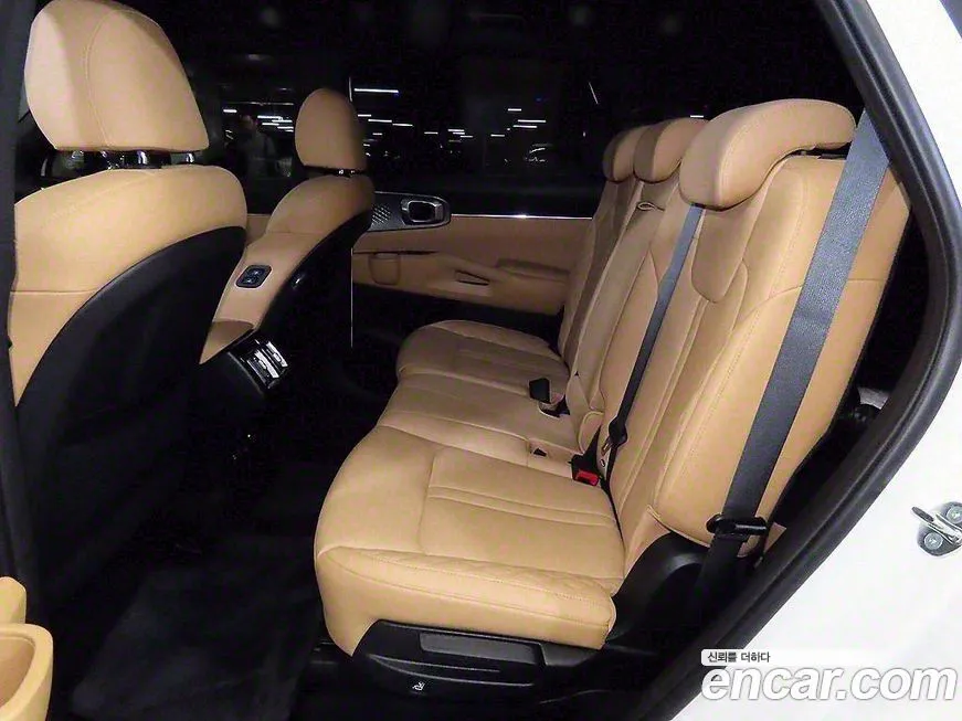 Kia Sorento — фото 10