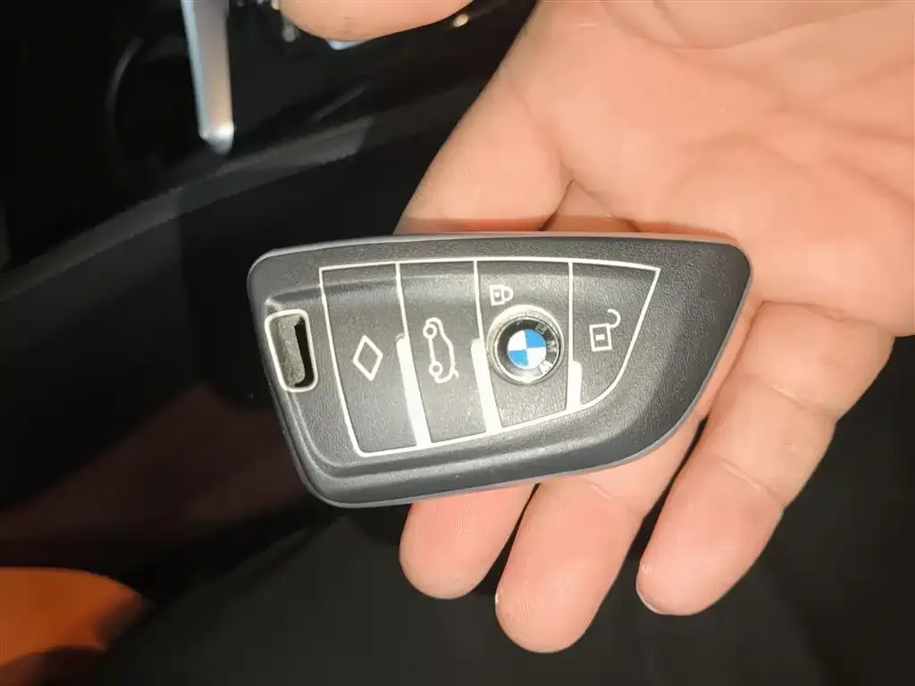 BMW 5 Series New Energy — фото 10