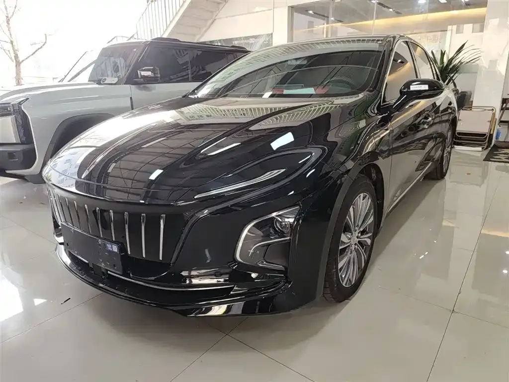 Hongqi E-QM5 — фото 2
