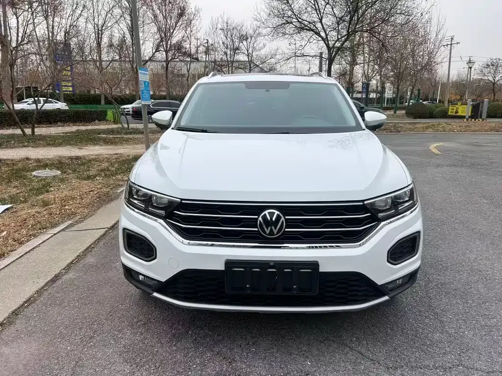 Volkswagen T-Roc — фото 2