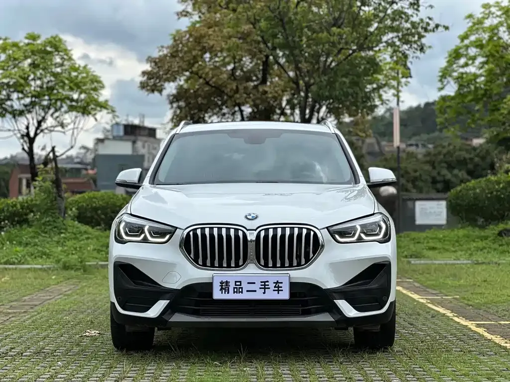 BMW X1 — фото 2