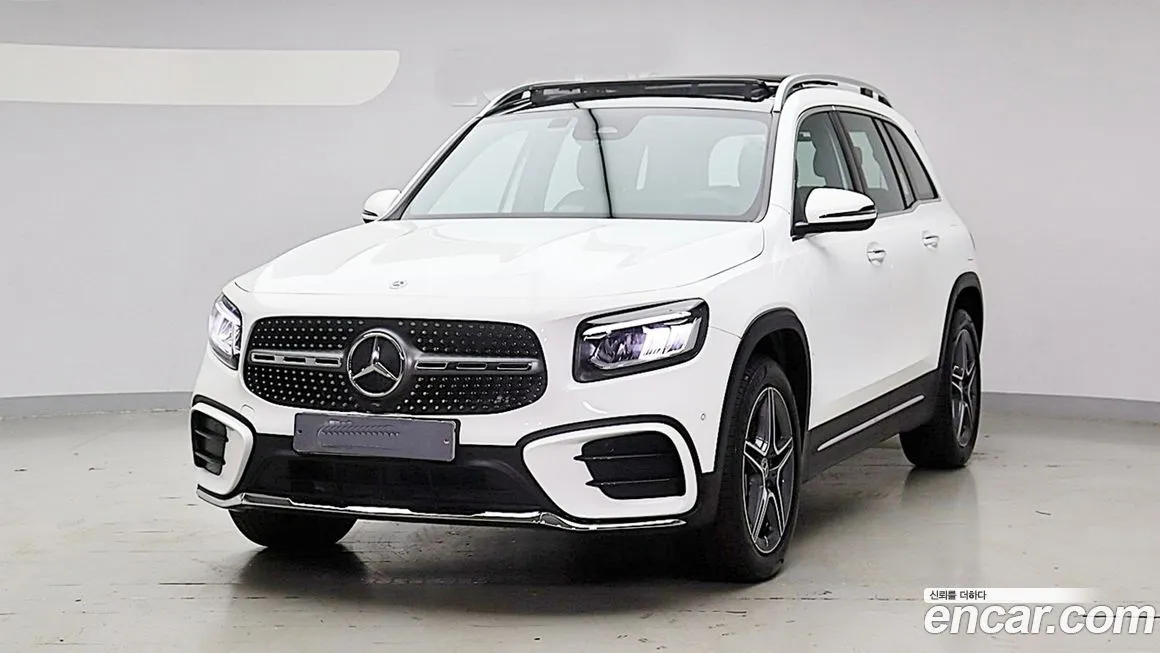 Mercedes-Benz GLB-Class — фото 1