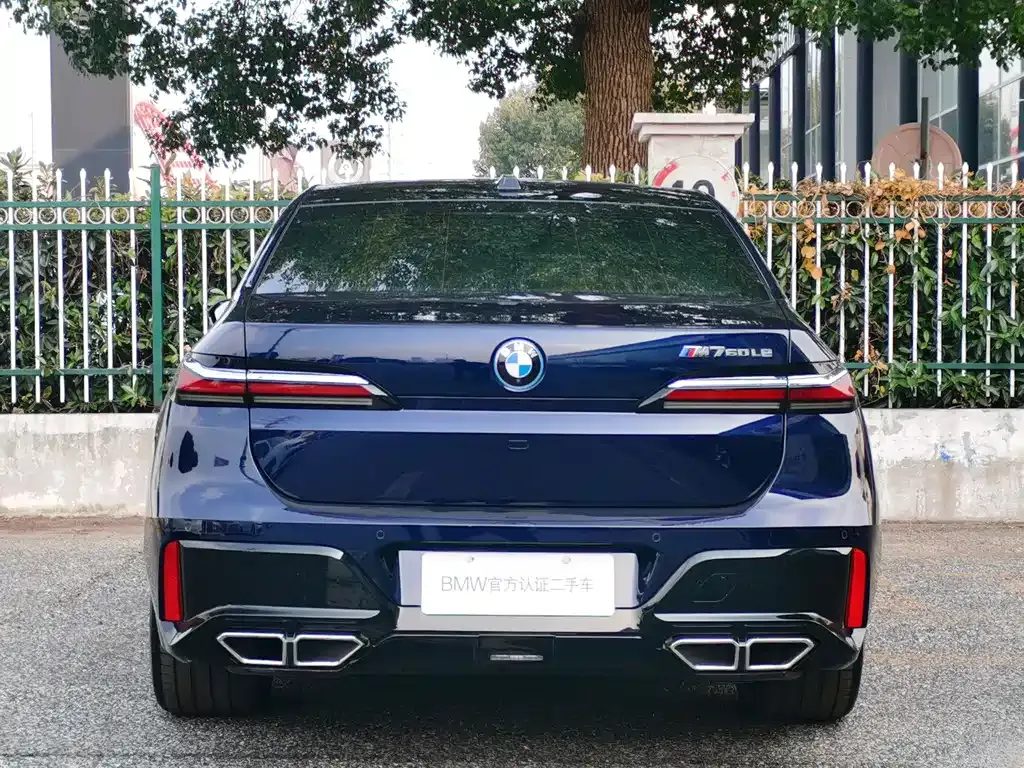 BMW M760Le — фото 5