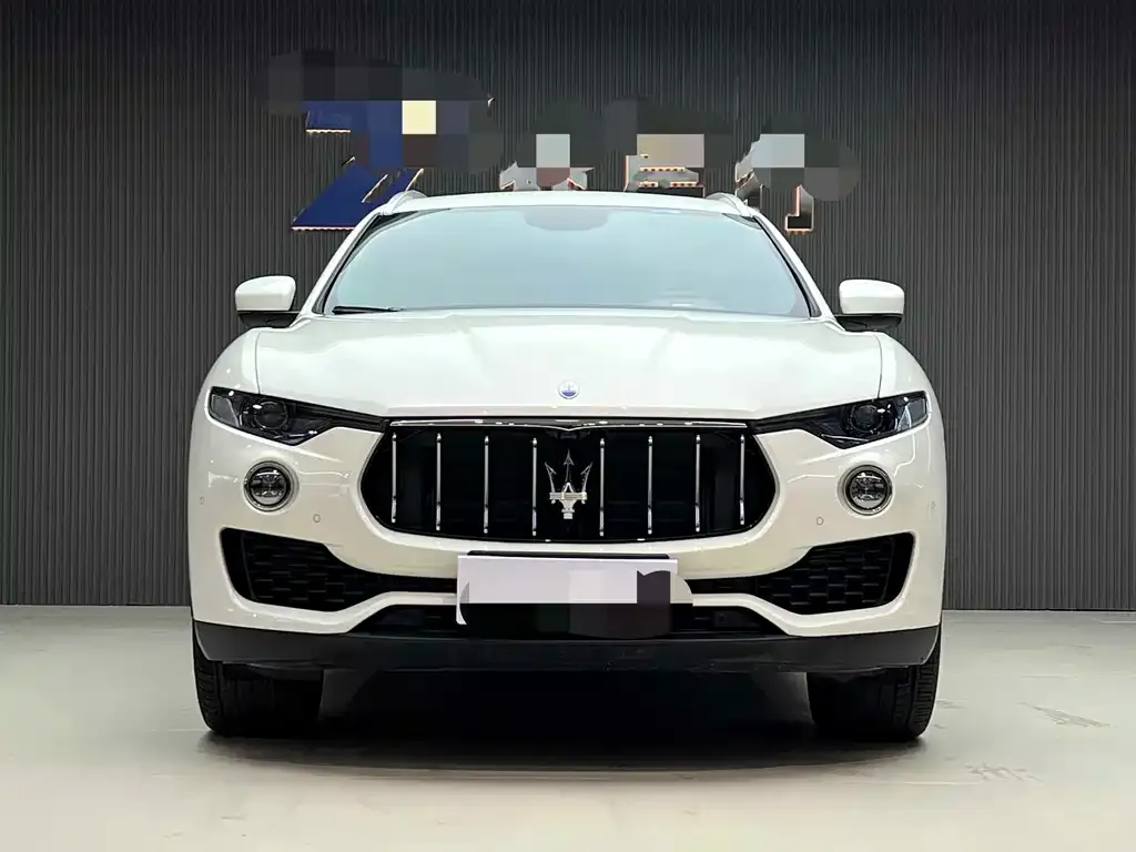 Maserati Levante — фото 2