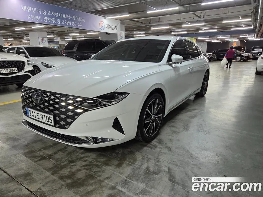 Hyundai Grandeur — фото 1