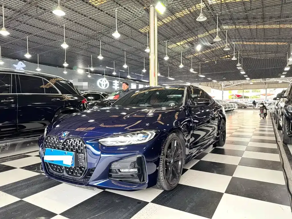 BMW 4 Series — фото 1