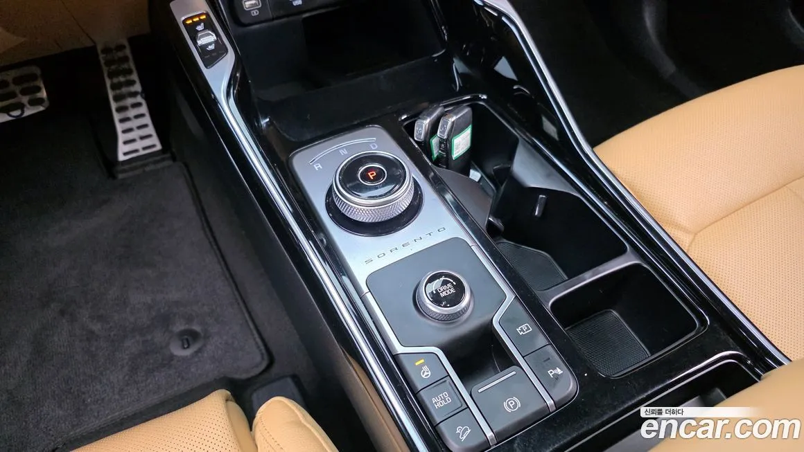 Kia Sorento — фото 9