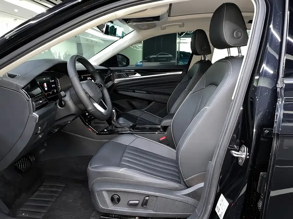 Volkswagen Passat — фото 10