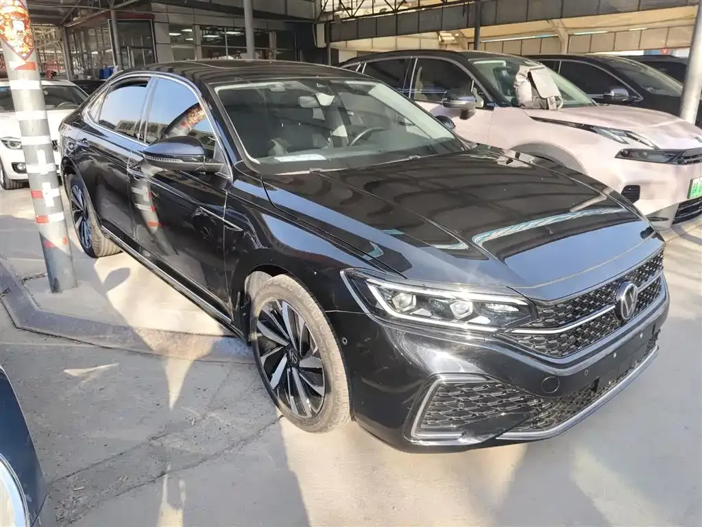 Volkswagen Passat — фото 4