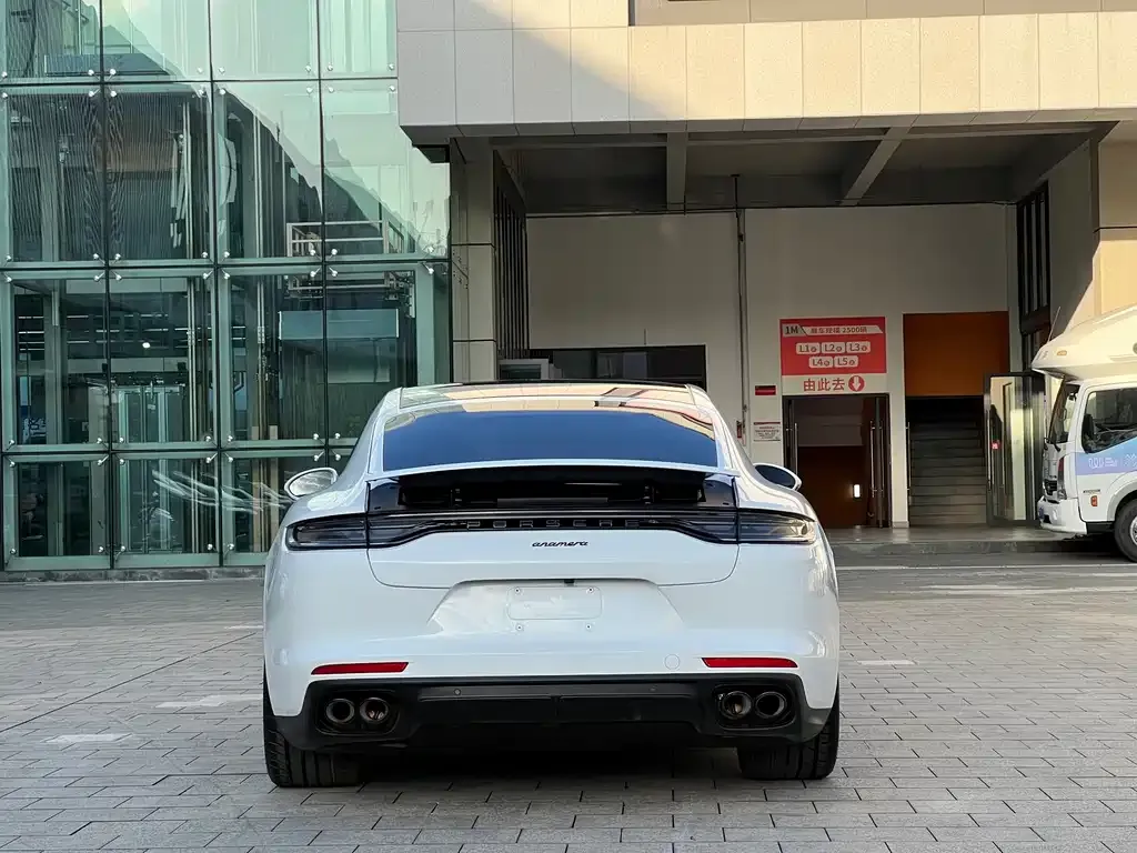 Porsche Panamera — фото 3