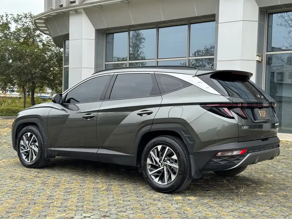Hyundai Tucson — фото 7