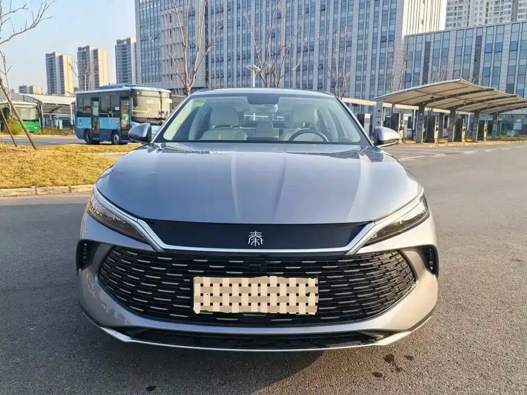 BYD Qin L — фото 9
