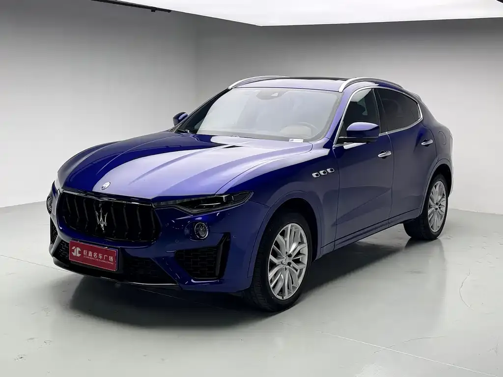 Maserati Levante — фото 1