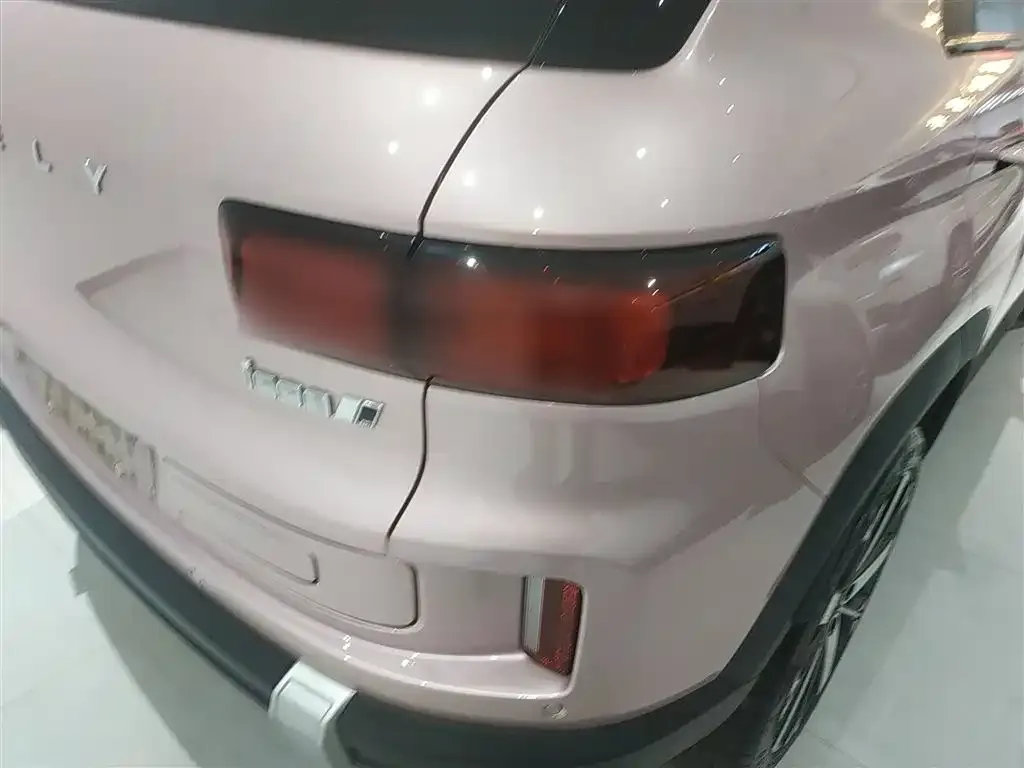 Geely Icon — фото 2