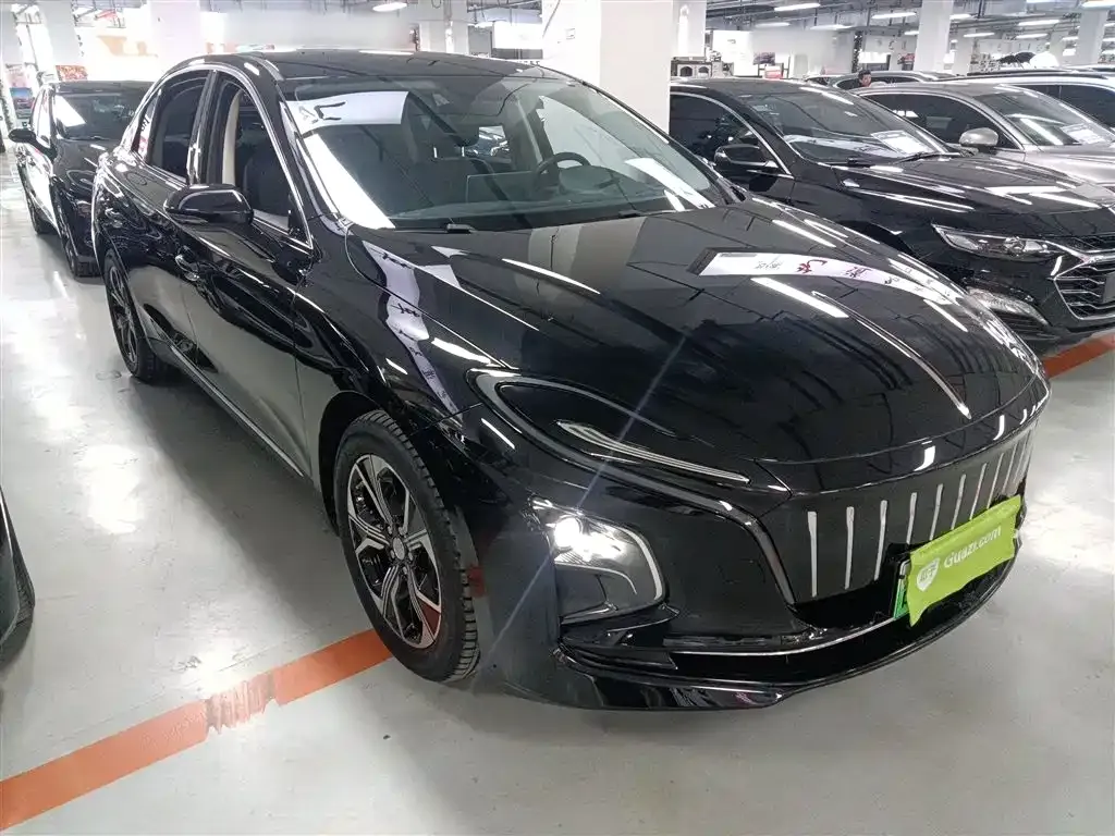 Hongqi E-QM5 — фото 4