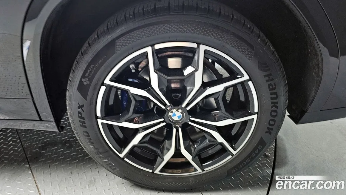 BMW X4 — фото 9