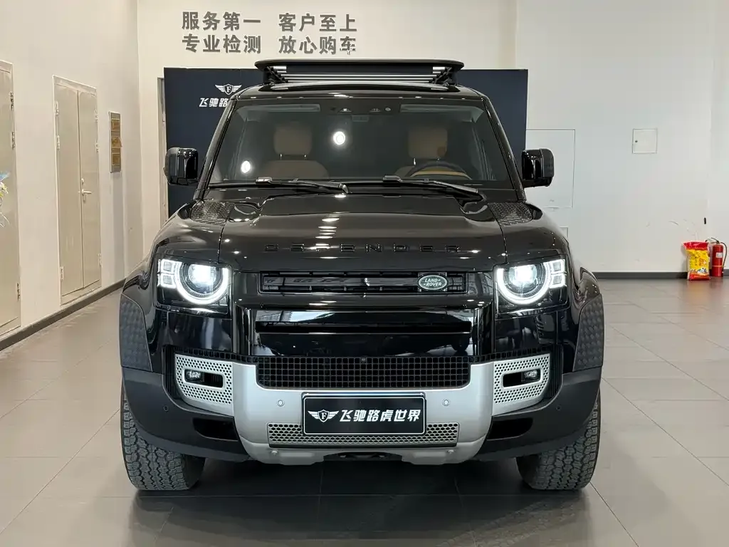 Land Rover Defender — фото 9