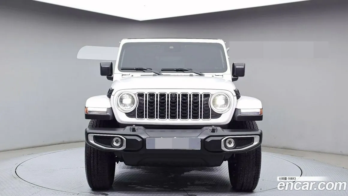Jeep Wrangler — фото 8