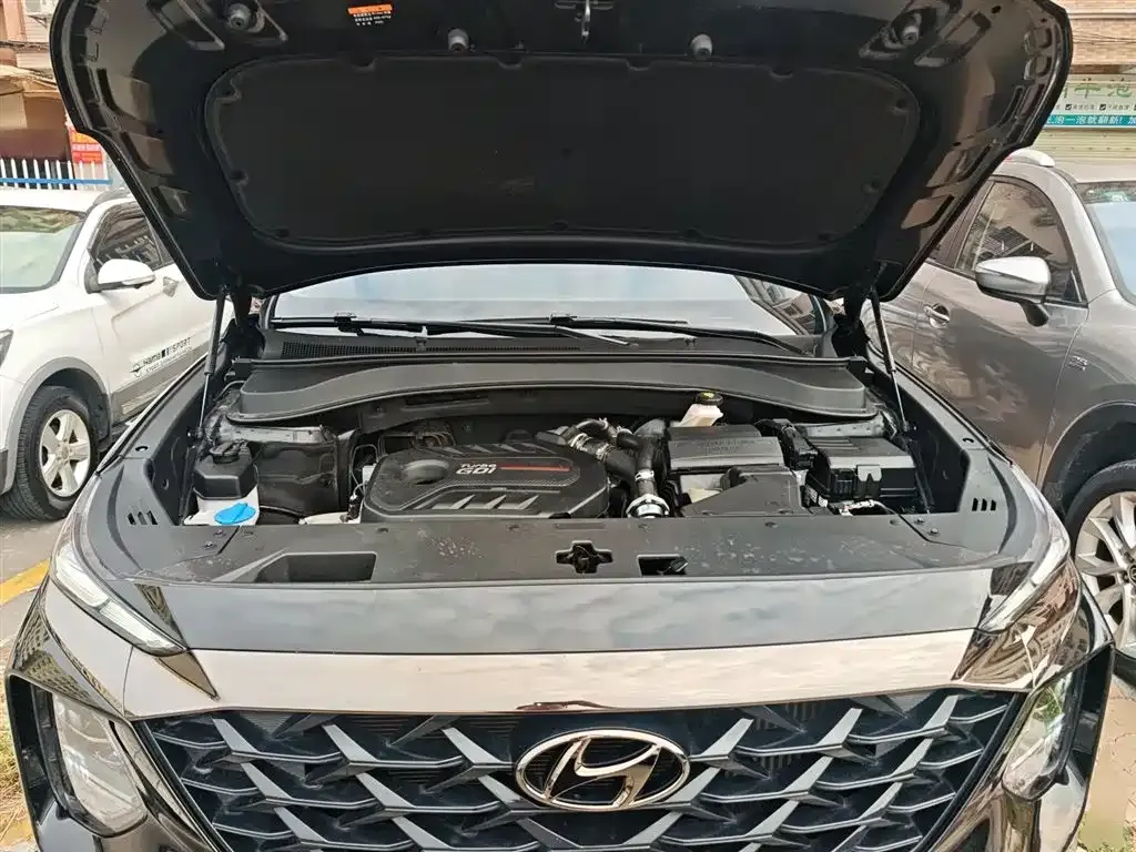 Hyundai Santa Fe — фото 5