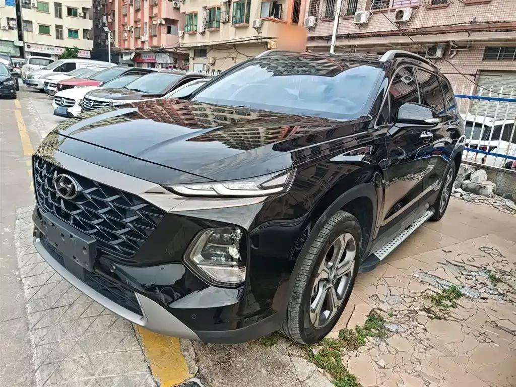 Hyundai Santa Fe — фото 10