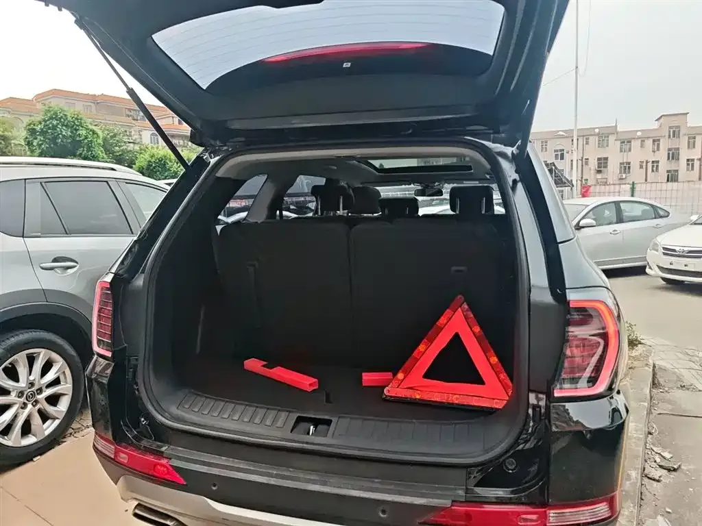 Hyundai Santa Fe — фото 2