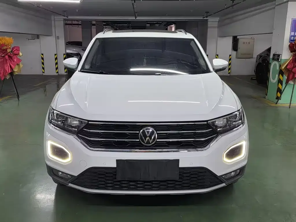 Volkswagen T-Roc — фото 4