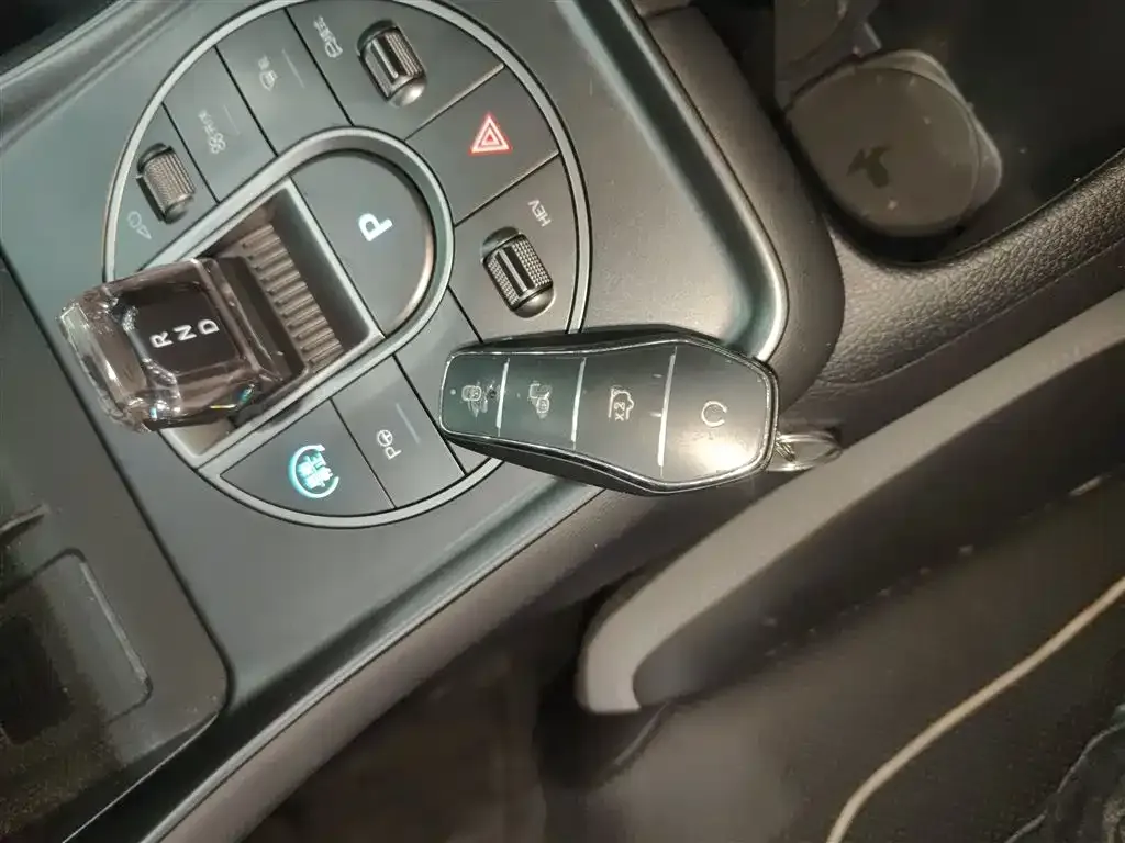 BYD Seal 05 DM-i — фото 2