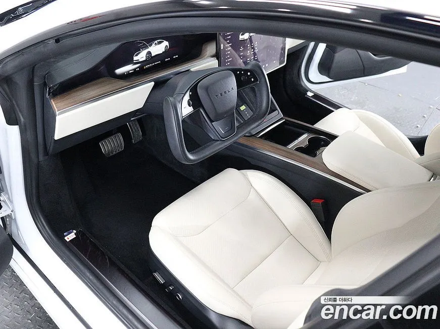 Tesla Model S — фото 10