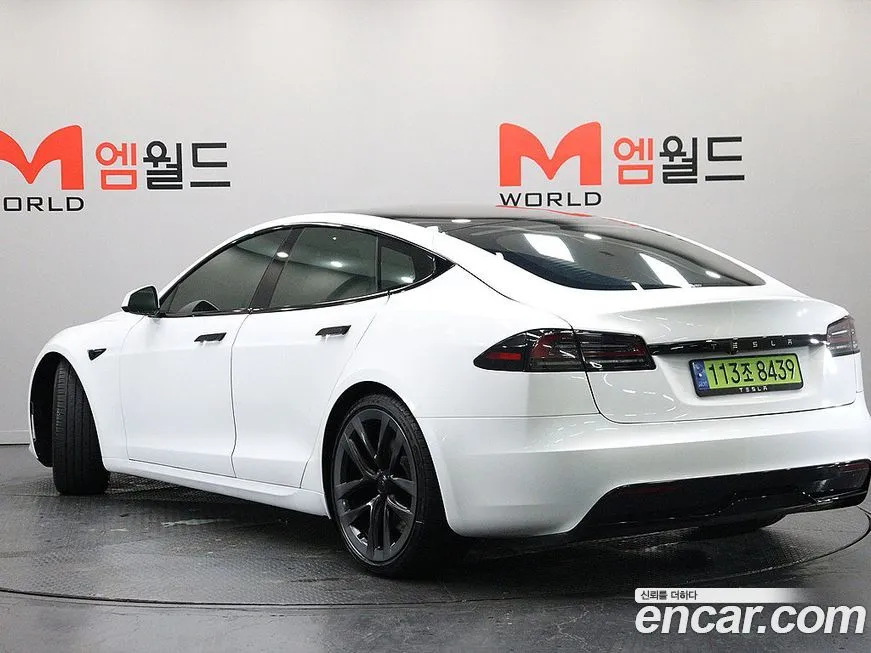 Tesla Model S — фото 2