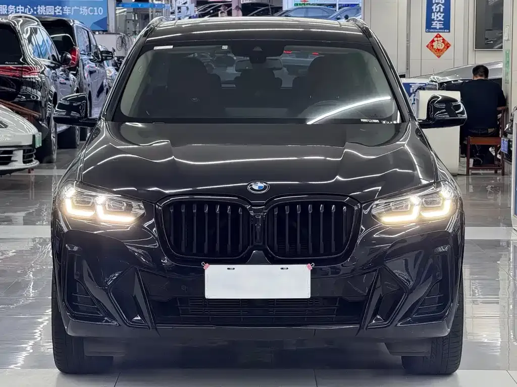 BMW X3 — фото 10