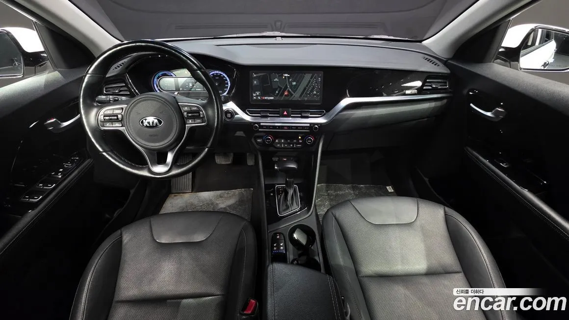 Kia Niro — фото 10
