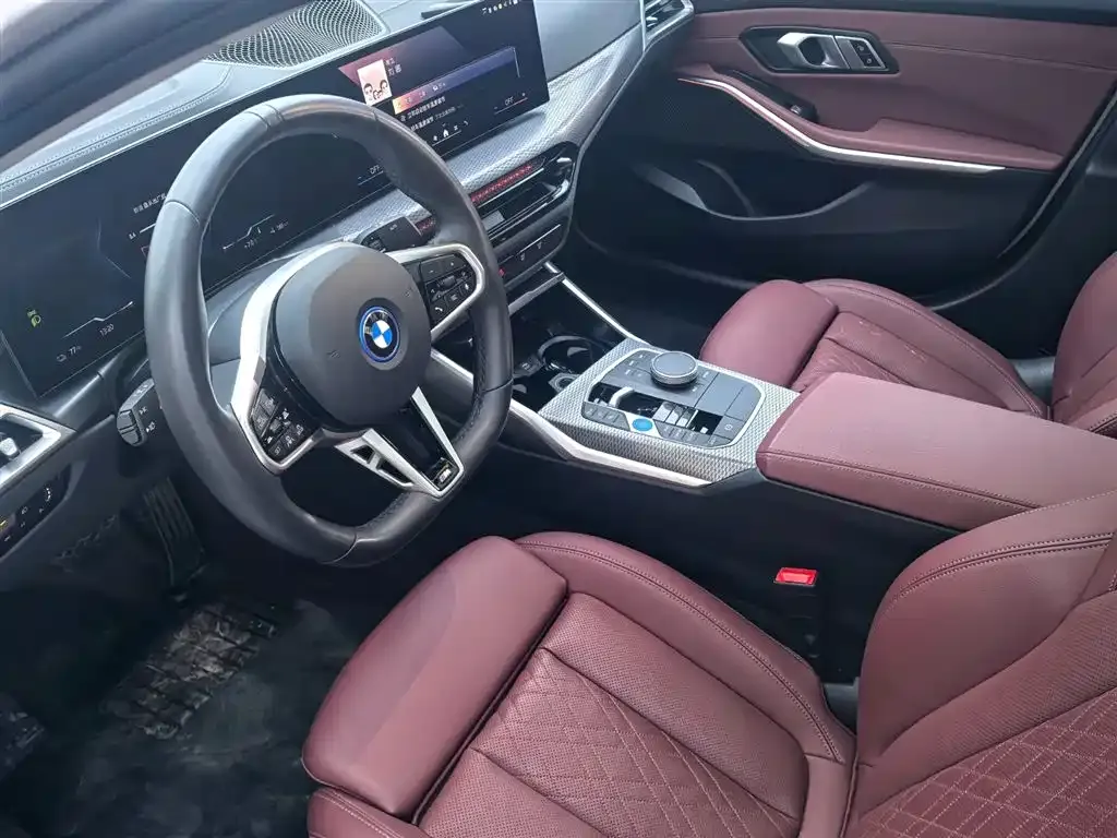 BMW i3 — фото 8